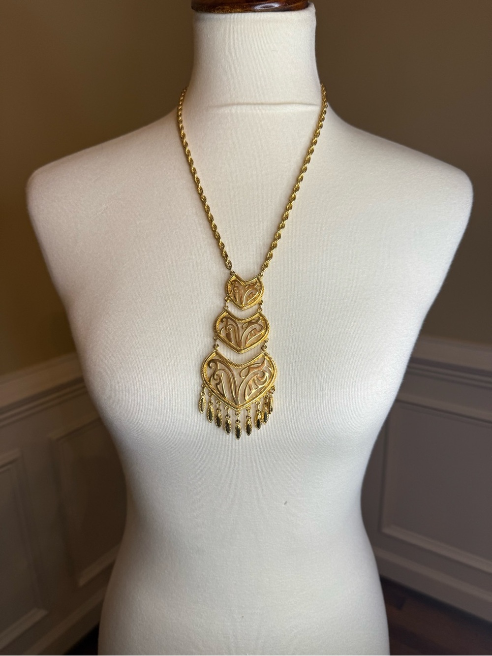 Gold-tone Filigree Pendant Necklace - Elegant Statement